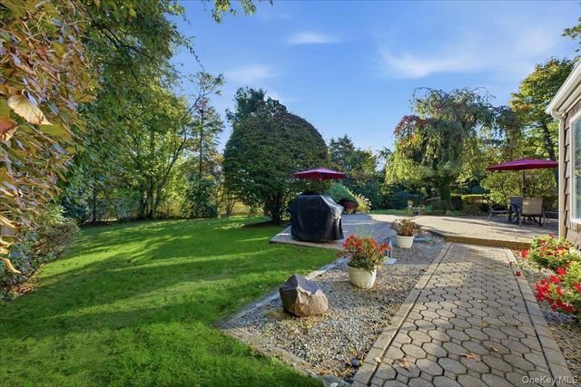 89 Woodsome Road, Babylon, NY 11702