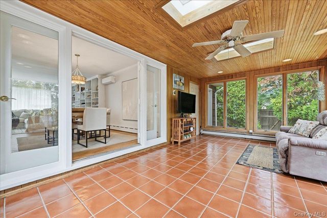 89 Woodsome Road, Babylon, NY 11702