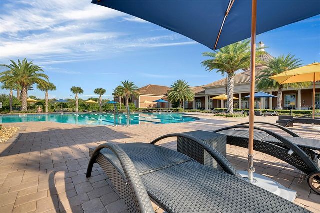 275 SILVER MAPLE ROAD, Groveland, FL 34736