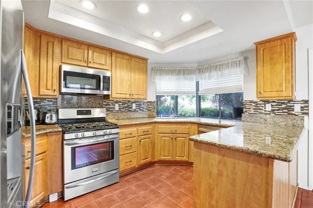 19544 Vasile Cir, Huntington Beach, CA 92646