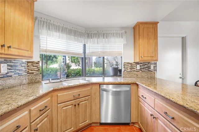 19544 Vasile Cir, Huntington Beach, CA 92646