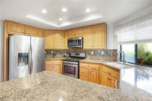 19544 Vasile Cir, Huntington Beach, CA 92646