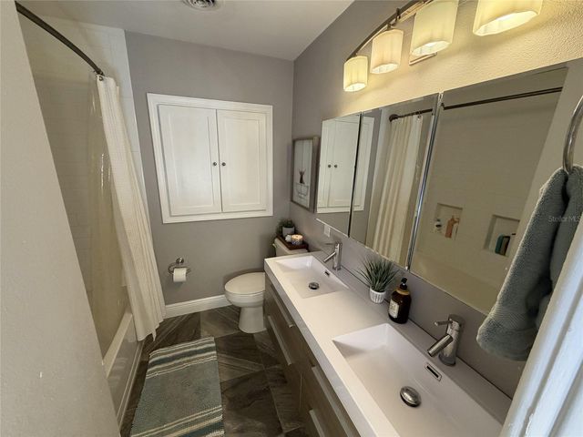 3235 INVERNESS COURT, Orlando, FL 32806