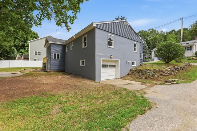 1007 Boston Rd, Haverhill, MA 01835