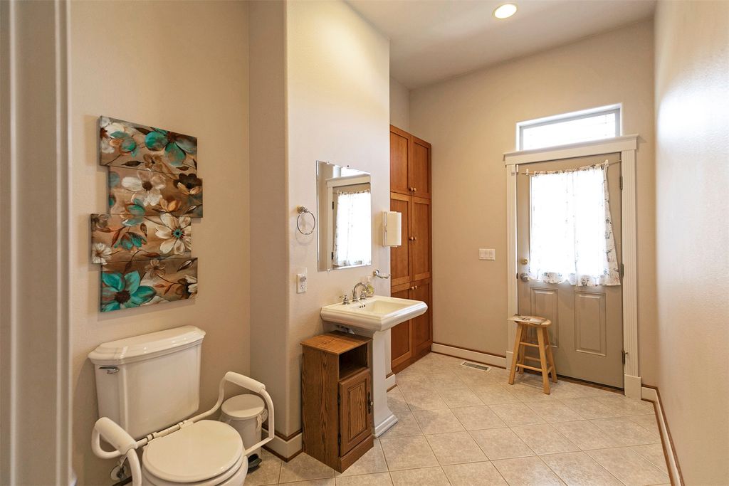 3000 St Thomas Drive, Missoula, MT 59803 photo 5