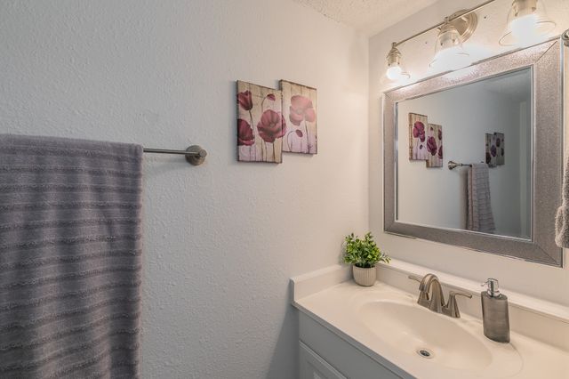 4535 Alamosa Street, Fort Worth, TX 76119