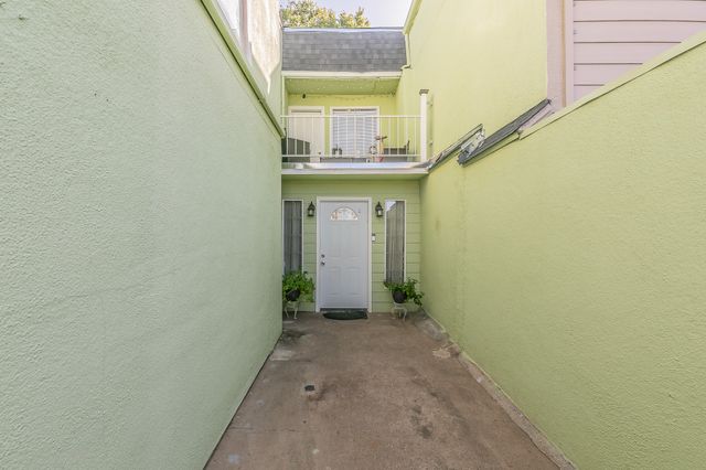 4535 Alamosa Street, Fort Worth, TX 76119