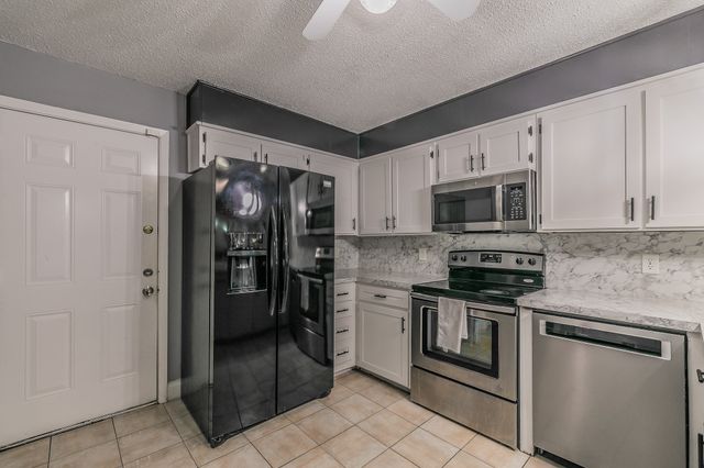 4535 Alamosa Street, Fort Worth, TX 76119