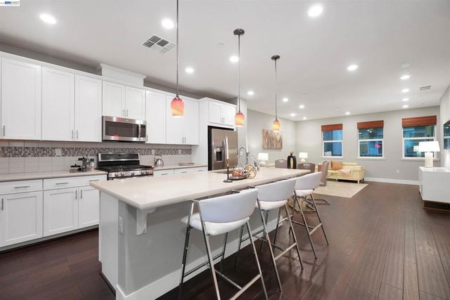 3132 Aran Way, Dublin, CA 94568