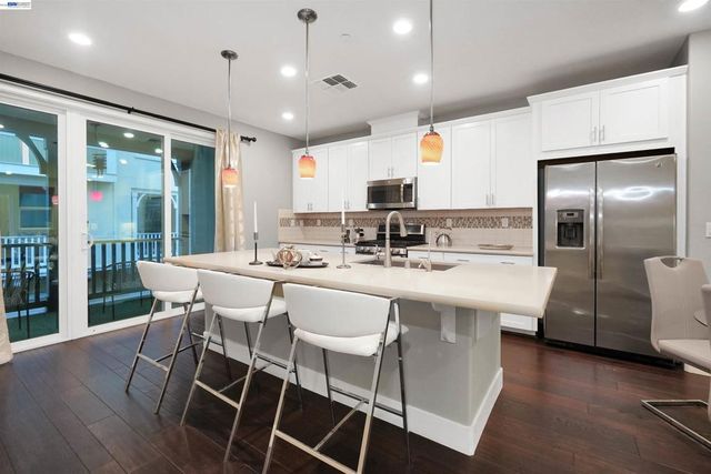 3132 Aran Way, Dublin, CA 94568
