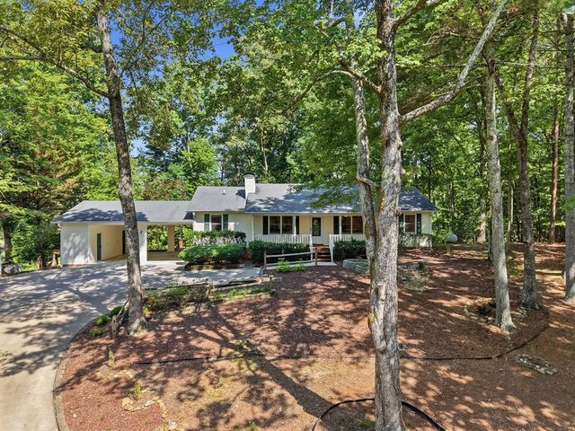 54 Choctaw Drive, Ellijay, GA 30540