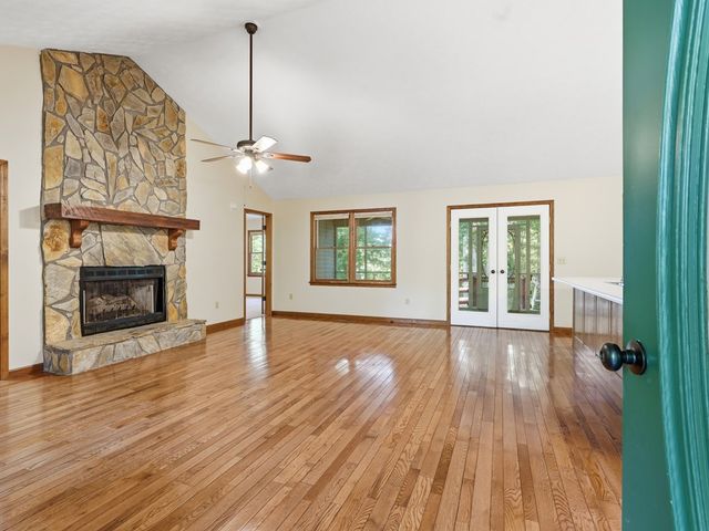 54 Choctaw Drive, Ellijay, GA 30540
