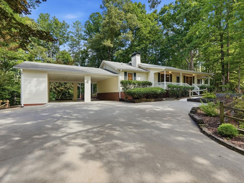 54 Choctaw Drive, Ellijay, GA 30540