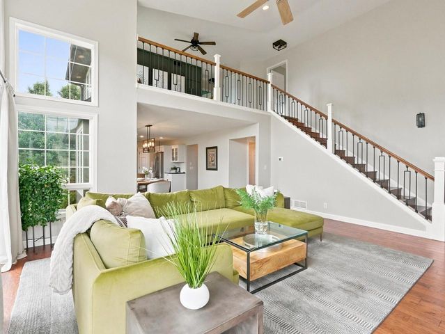 W126N6432 Willow COURT, Menomonee Falls, WI 53051