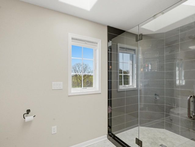 W126N6432 Willow COURT, Menomonee Falls, WI 53051