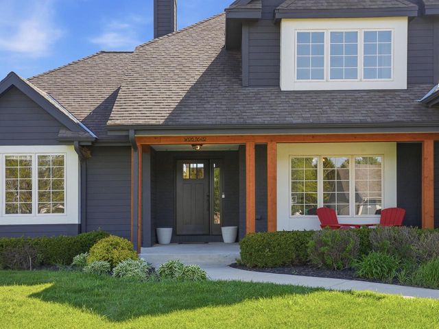 W126N6432 Willow COURT, Menomonee Falls, WI 53051