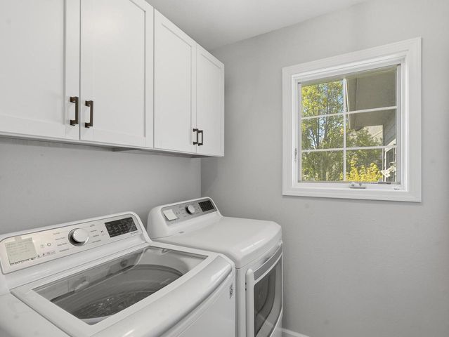 W126N6432 Willow COURT, Menomonee Falls, WI 53051