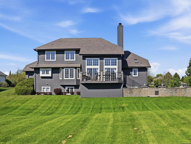 W126N6432 Willow COURT, Menomonee Falls, WI 53051