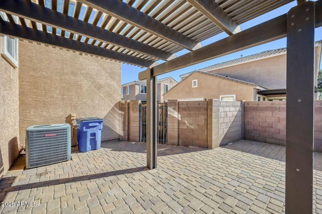 2220 S BUCKAROO Trail, Gilbert, AZ 85295
