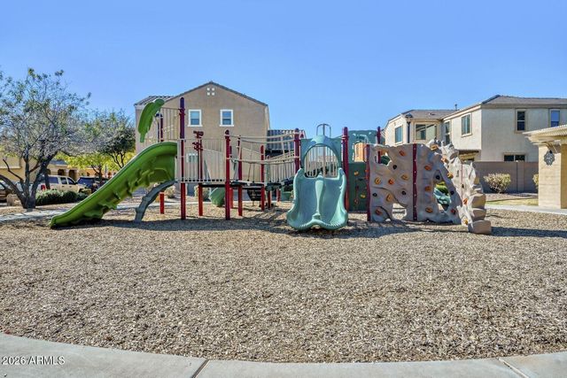 2220 S BUCKAROO Trail, Gilbert, AZ 85295