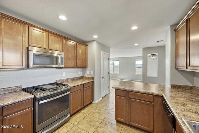 2220 S BUCKAROO Trail, Gilbert, AZ 85295