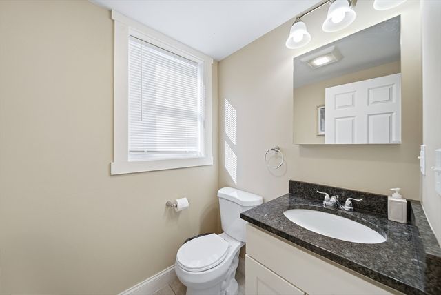 527 Norfolk St 527, Boston, MA 02126