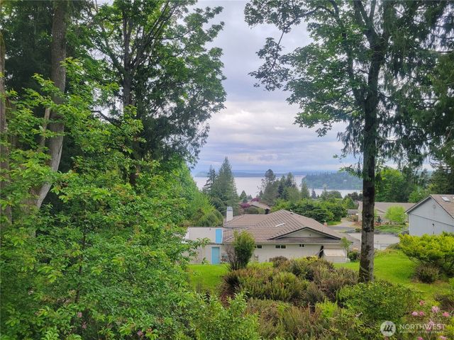 101 Fleet Drive, Port Ludlow, WA 98365