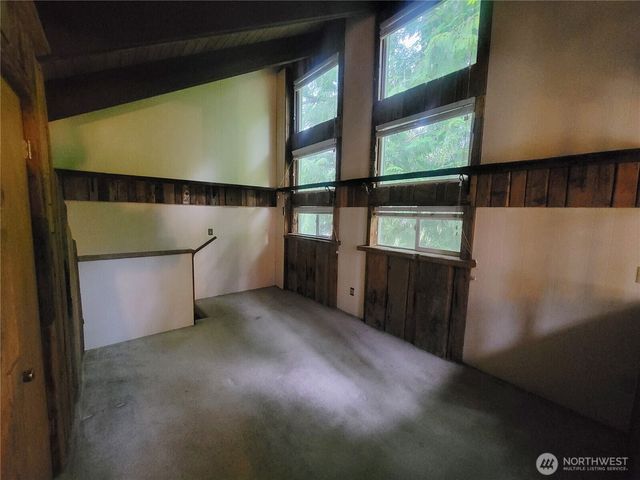 101 Fleet Drive, Port Ludlow, WA 98365
