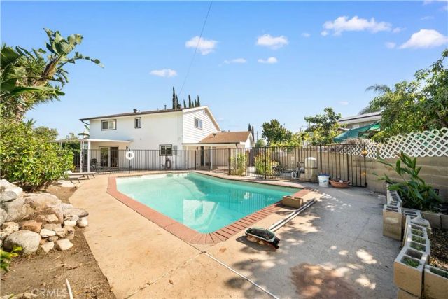 24851 Stem, Lake Forest, CA 92630