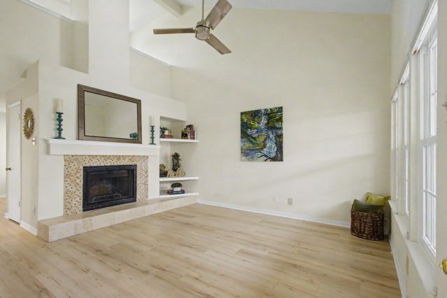 831 Creekside Drive, Lewisville, TX 75067