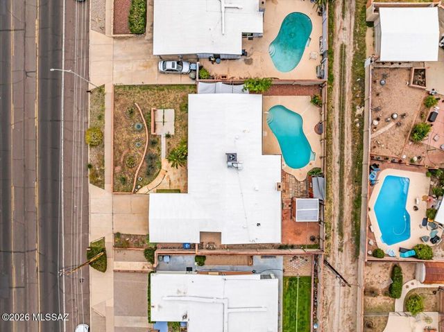 618 S Prudence Road, Tucson, AZ 85710