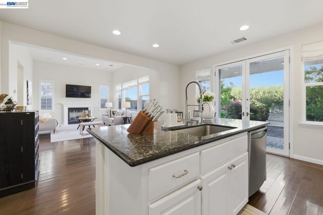 217 Wimbledon Ct, San Ramon, CA 94582