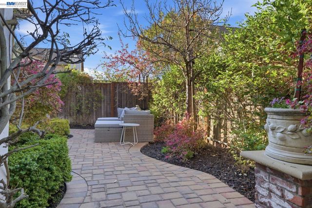 217 Wimbledon Ct, San Ramon, CA 94582