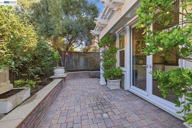 217 Wimbledon Ct, San Ramon, CA 94582