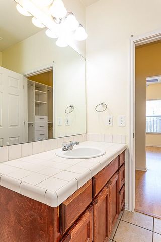 1108 Juniper ST, Austin, TX 78702