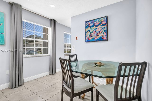 2160 NE 56th St 1, Fort Lauderdale, FL 33308