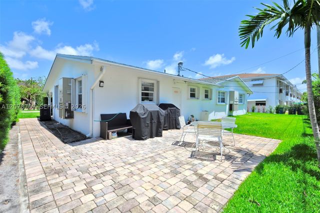 2160 NE 56th St 1, Fort Lauderdale, FL 33308