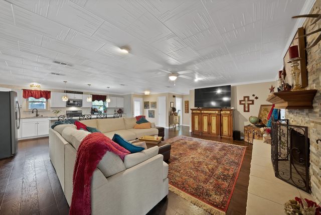 4101 Newport Bay Court, Granbury, TX 76049