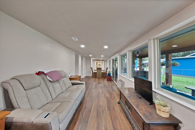 4101 Newport Bay Court, Granbury, TX 76049