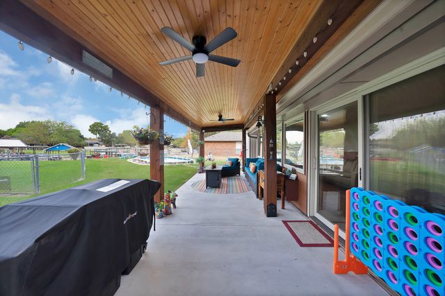 4101 Newport Bay Court, Granbury, TX 76049