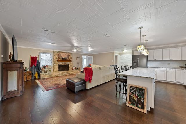 4101 Newport Bay Court, Granbury, TX 76049