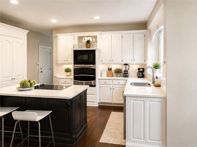 12302 W 139th Terrace, Overland Park, KS 66221
