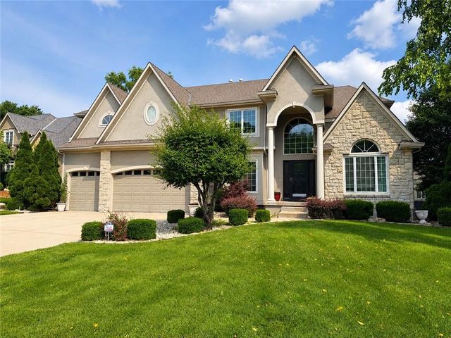 12302 W 139th Terrace, Overland Park, KS 66221