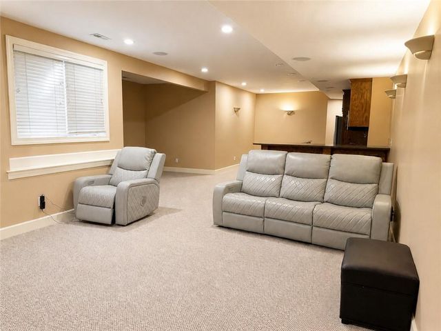 12302 W 139th Terrace, Overland Park, KS 66221