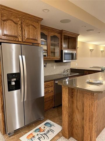 12302 W 139th Terrace, Overland Park, KS 66221