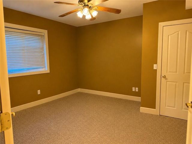 12302 W 139th Terrace, Overland Park, KS 66221