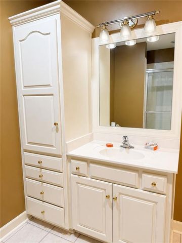 12302 W 139th Terrace, Overland Park, KS 66221