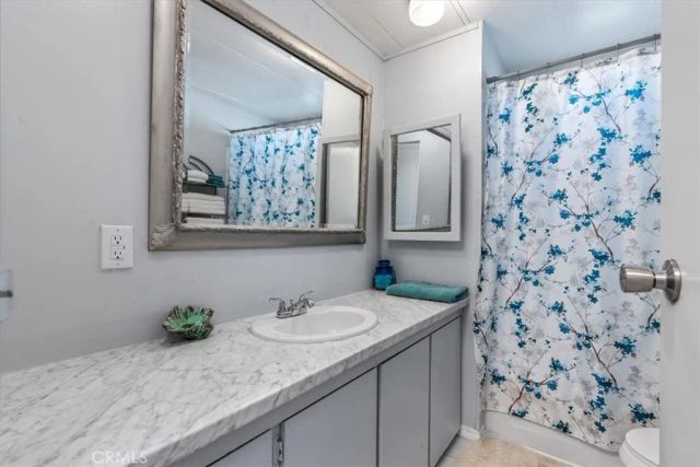 216 Vivian, Bakersfield, CA 93308