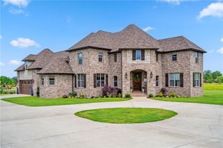 14453 Merritt Drive, Pea Ridge, AR 72751