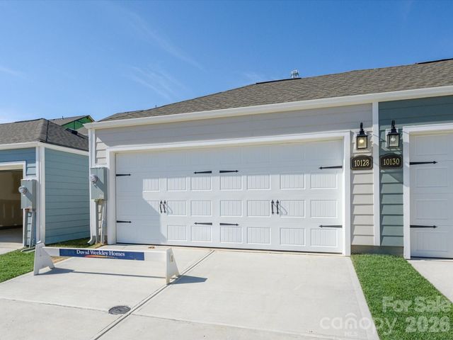 10128 Mamillion Drive, Huntersville, NC 28078